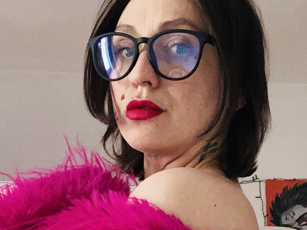 AleksaWanessa's Webcam 