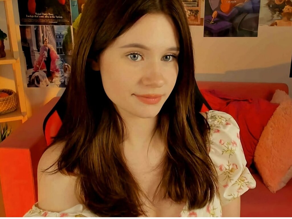 AmyMull's Webcam 