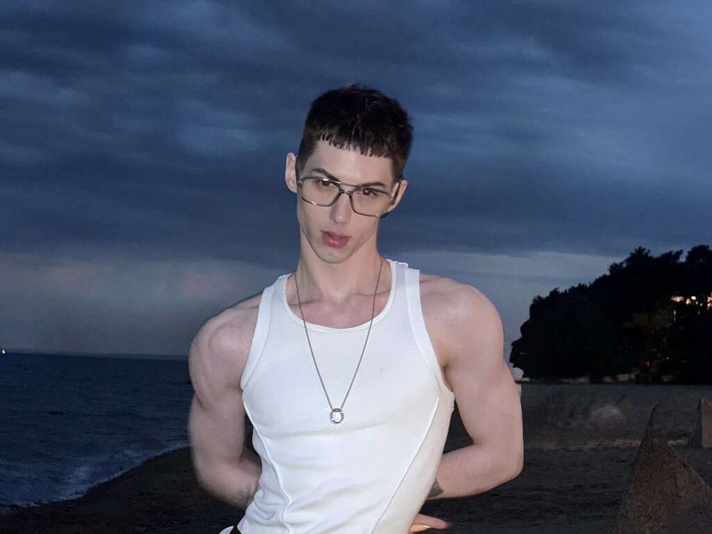 BrandonMorno's Webcam 