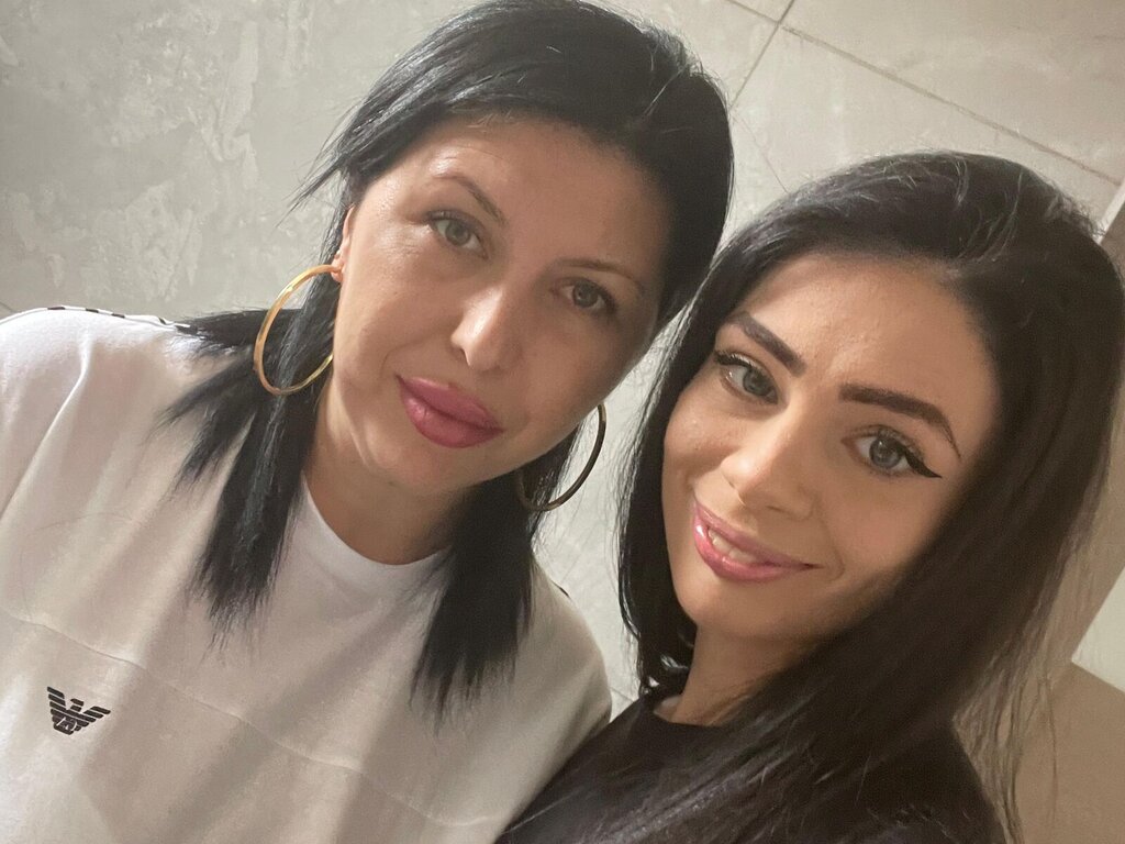 CveteAndGeo's Webcam 