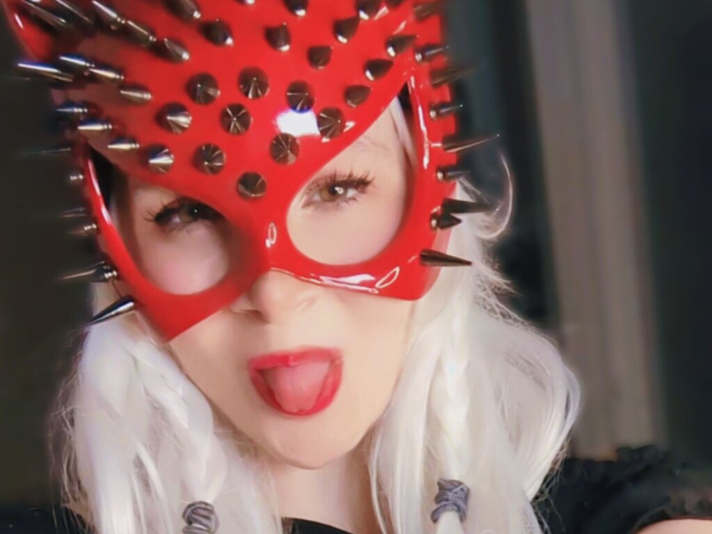 ElfieBlooms's Webcam 