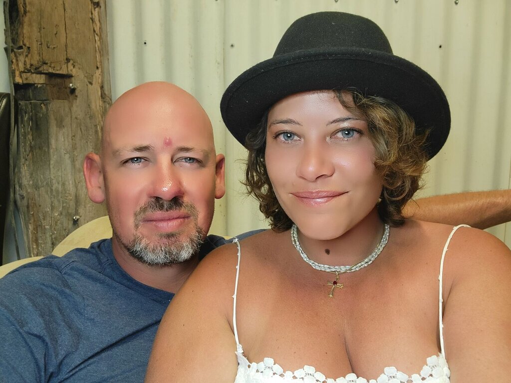 EllyAndEwen's Webcam 