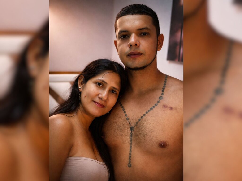 HelenAndJake's Webcam 