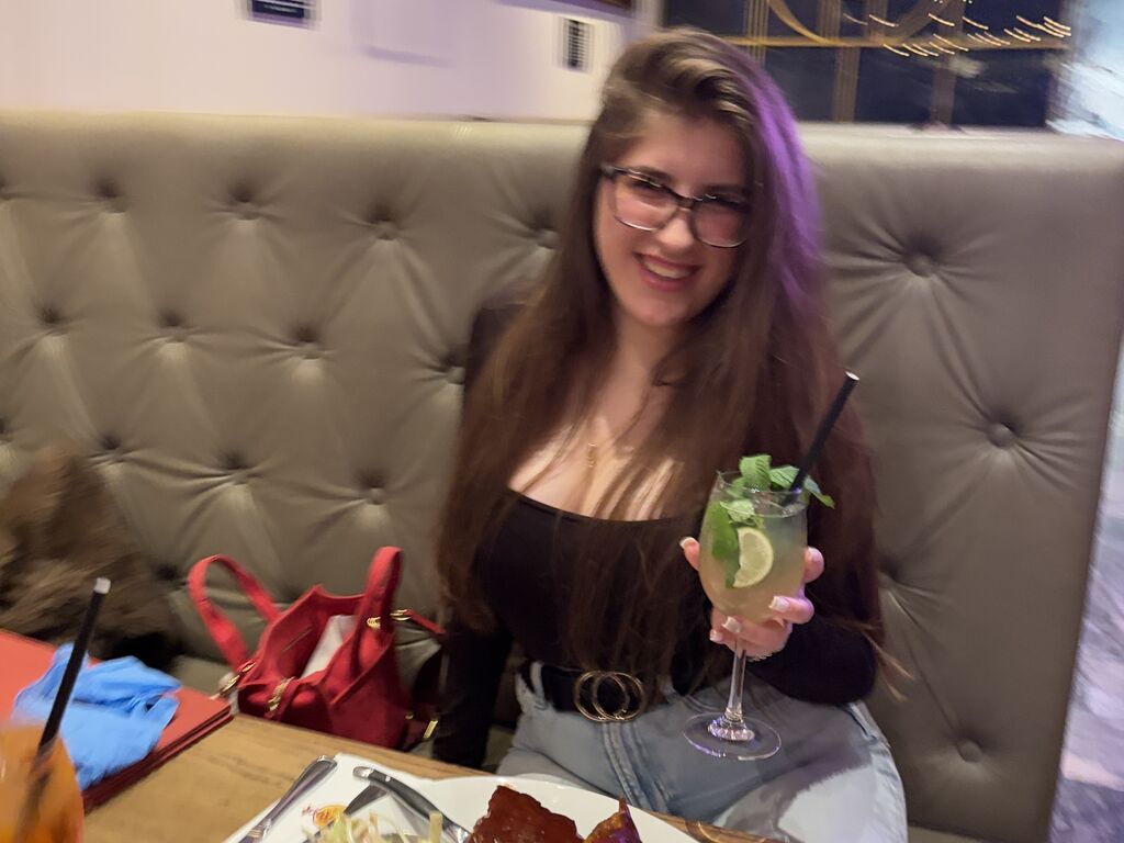 KarinaBallerina's Webcam 