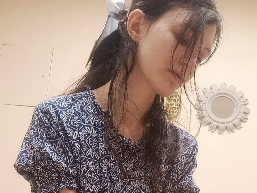 MillieStrife's Webcam 