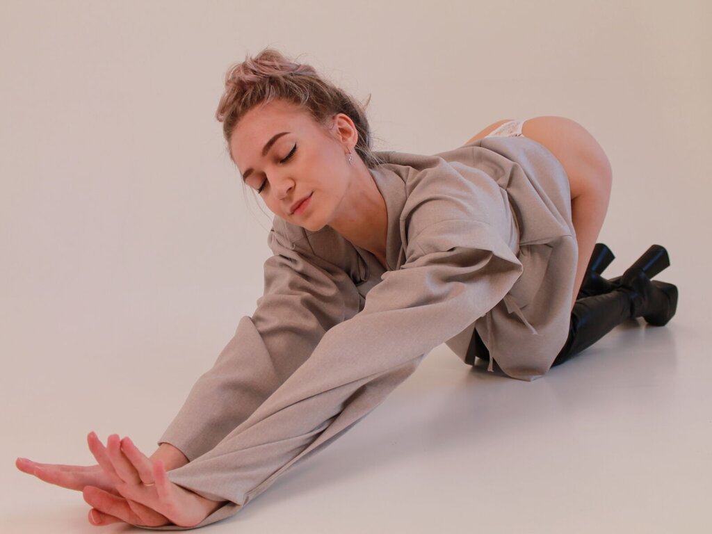 SerenaCrystall's Webcam 