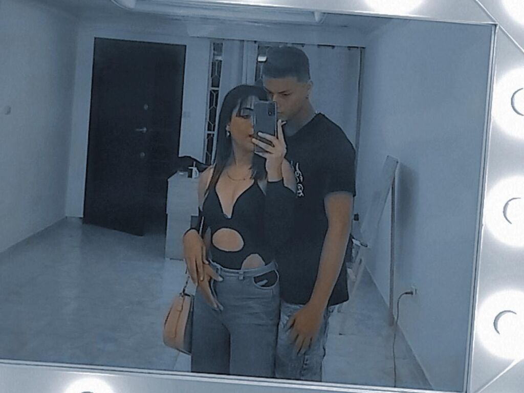 ThiaraAndFelipe's Webcam 